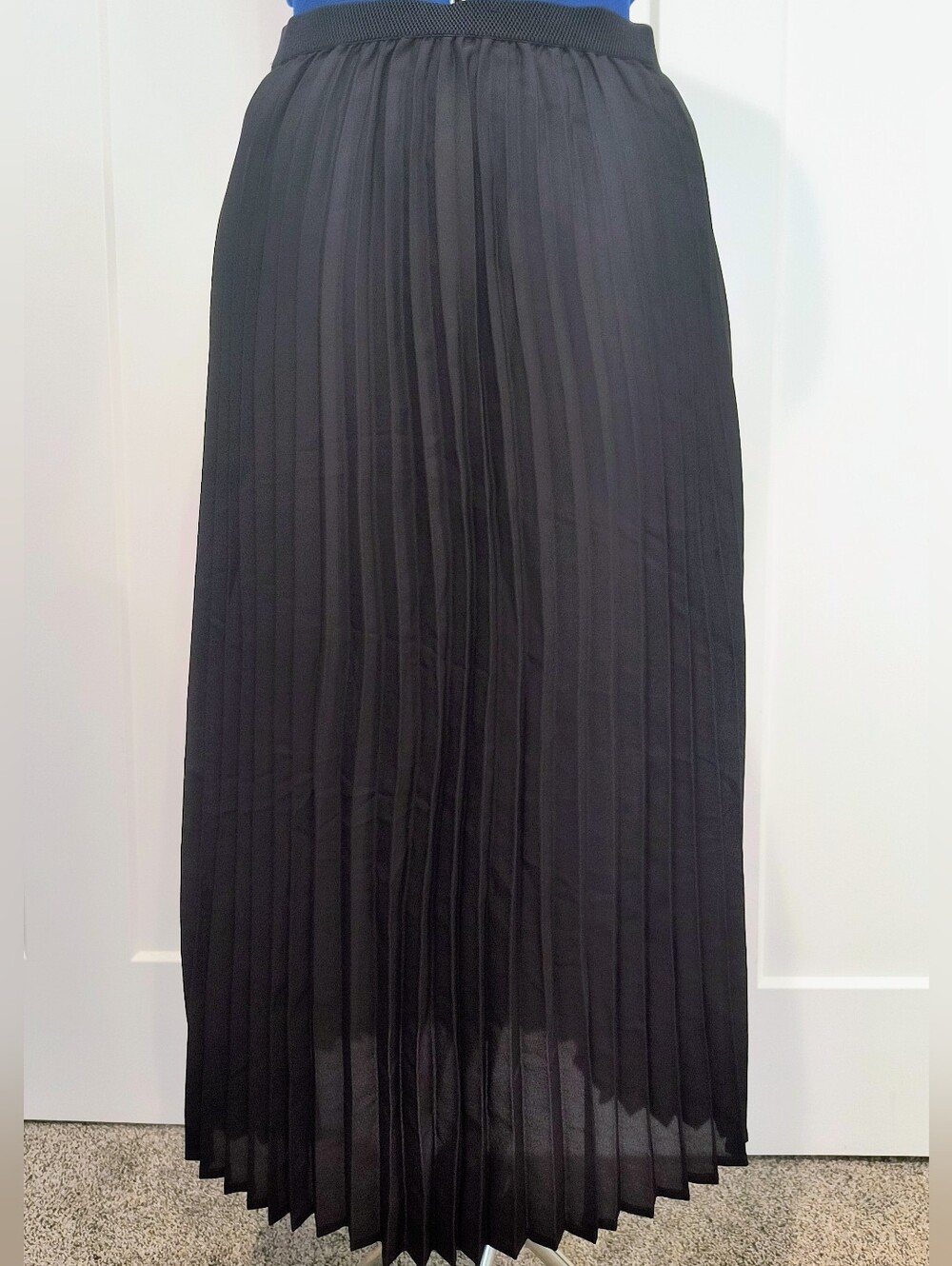 Suzanne Betro Black Pleated Maxi Skirt